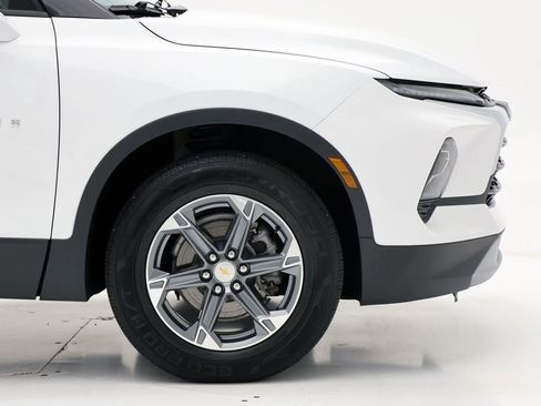 Used 2023 Chevrolet Blazer LT w/ Driver Confidence Package image 4