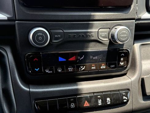 New 2025 RAM ProMaster 2500 w/ Quick Order Package 22G SLT image 26