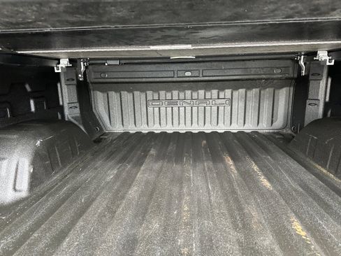 Used 2019 GMC Sierra 1500 Denali w/ Driver Alert Package II image 17