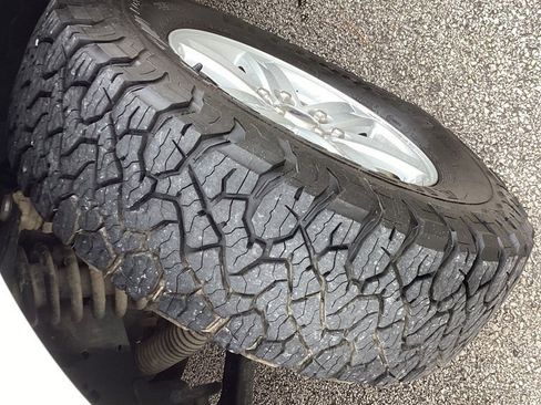 Used 2021 Ford F150 XLT w/ Trailer Tow Package image 18