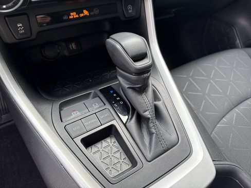 Used 2024 Toyota RAV4 XLE image 29