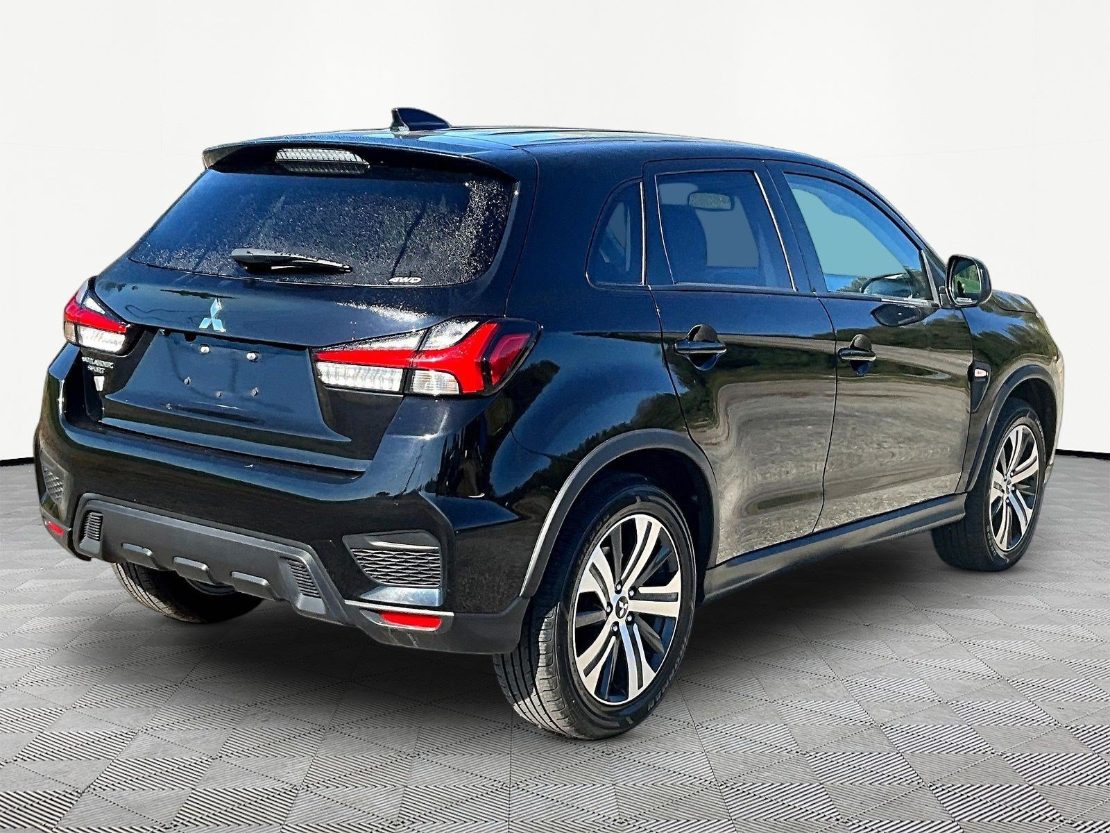 Used 2024 Mitsubishi Outlander Sport ES AWD/4WD image 13