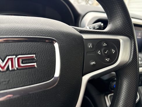 Used 2023 GMC Acadia SLE w/ Driver Convenience Package image 27