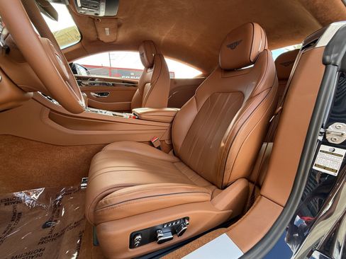 Used 2020 Bentley Continental GT image 15