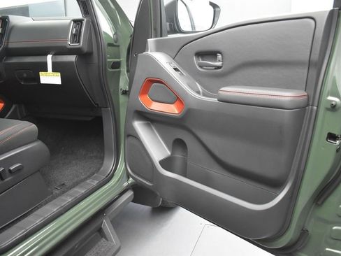 New 2026 Nissan Frontier PRO-4X w/ Pro-4x Convenience Package image 26