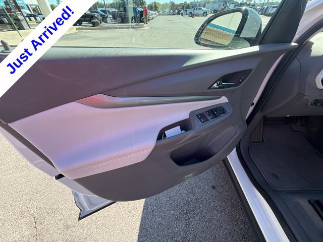 Used 2023 Chevrolet Bolt EUV Premier FWD image 37
