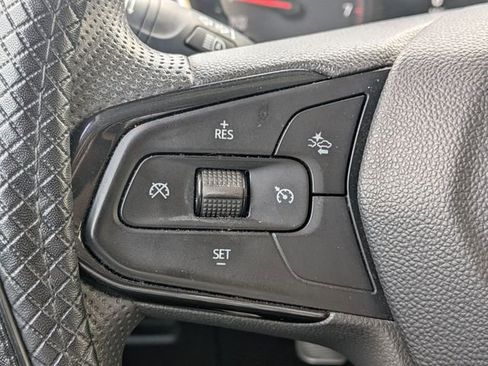 Used 2023 Chevrolet TrailBlazer LS FWD image 13