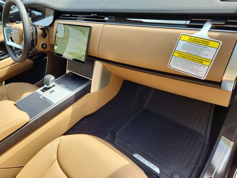 New 2026 Land Rover Range Rover SE AWD/4WD image 28