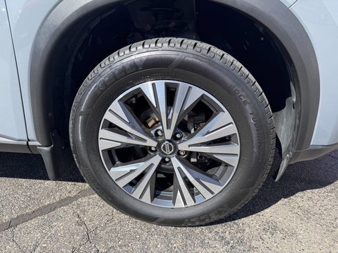 Used 2021 Nissan Rogue SV AWD/4WD image 7