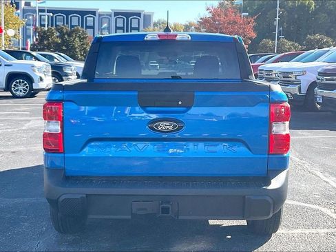 New 2025 Ford Maverick XL image 4