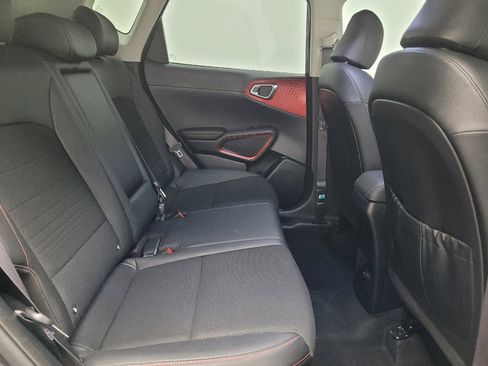 Used 2021 Kia Soul Turbo FWD image 19