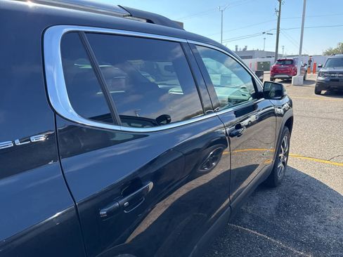 Used 2020 GMC Acadia SLE w/ Driver Convenience Package image 21