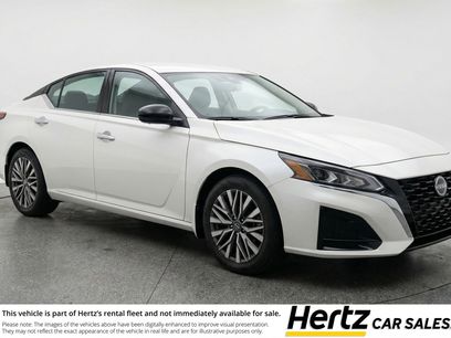 Used 2025 Nissan Altima 2.5 SV