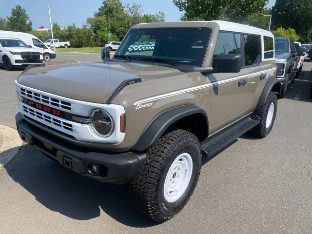 New 2026 Ford Bronco Heritage Edition AWD/4WD image 3
