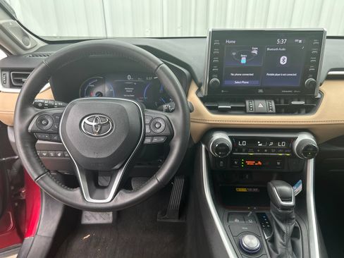 Used 2022 Toyota RAV4 Limited AWD/4WD image 22