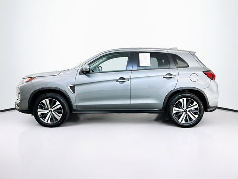 Used 2025 Mitsubishi Outlander Sport SE image 4