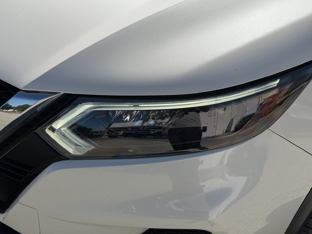 Used 2022 Nissan Rogue Sport SL w/ Premium Package AWD/4WD image 9