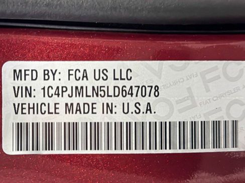 Used 2020 Jeep Cherokee Latitude Lux w/ Comfort/Convenience Group image 43