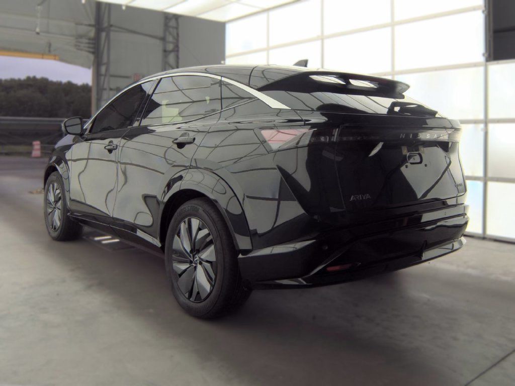 Used 2023 Nissan Ariya FWD image 4