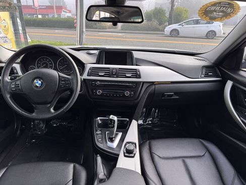 Used 2015 BMW 320i Sedan image 21