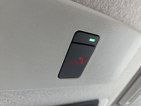 Used 2024 Nissan Kicks SR w/ SR Premium Package image 21