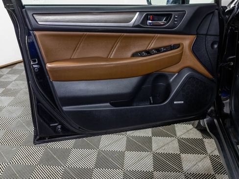 Used 2019 Subaru Outback 2.5i Touring w/ Protection Package #1 AWD/4WD image 41