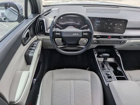 Used 2026 Kia Sorento S FWD image 15