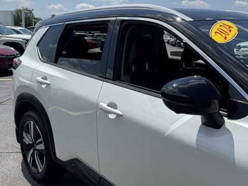 Used 2024 Nissan Rogue SL w/ SL Premium Package AWD/4WD image 7