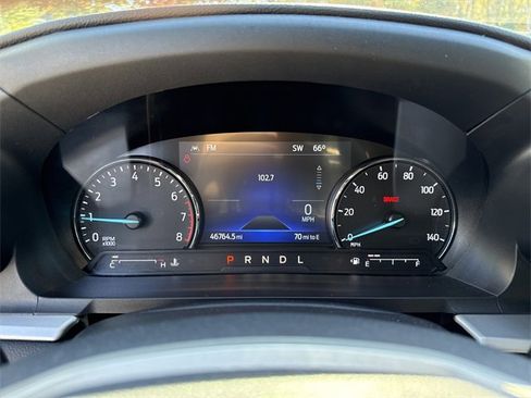 Used 2022 Ford Explorer XLT image 18