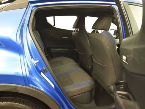 Used 2021 Toyota C-HR XLE image 18