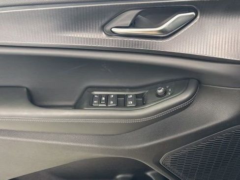 New 2025 Jeep Grand Cherokee L Altitude image 23