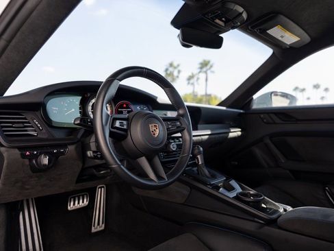 Certified 2024 Porsche 911 GT3 image 4