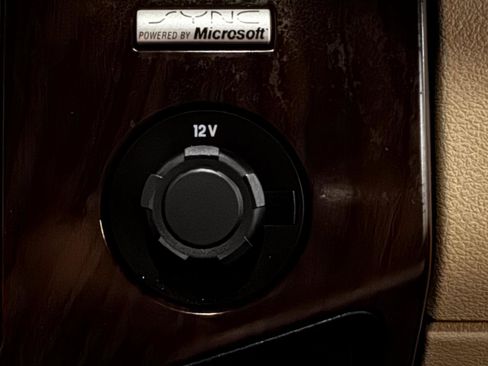 Used 2014 Ford F450 Lariat w/ Lariat Ultimate Package image 30