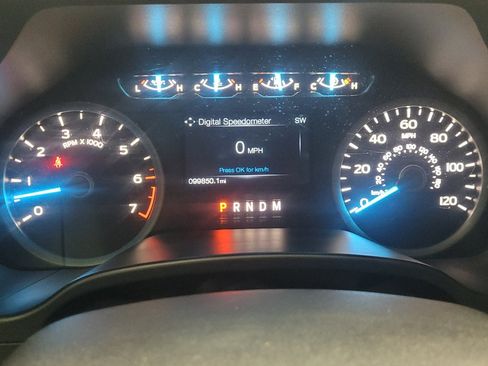 Used 2019 Ford F150 XLT w/ Equipment Group 302A Luxury AWD/4WD image 23