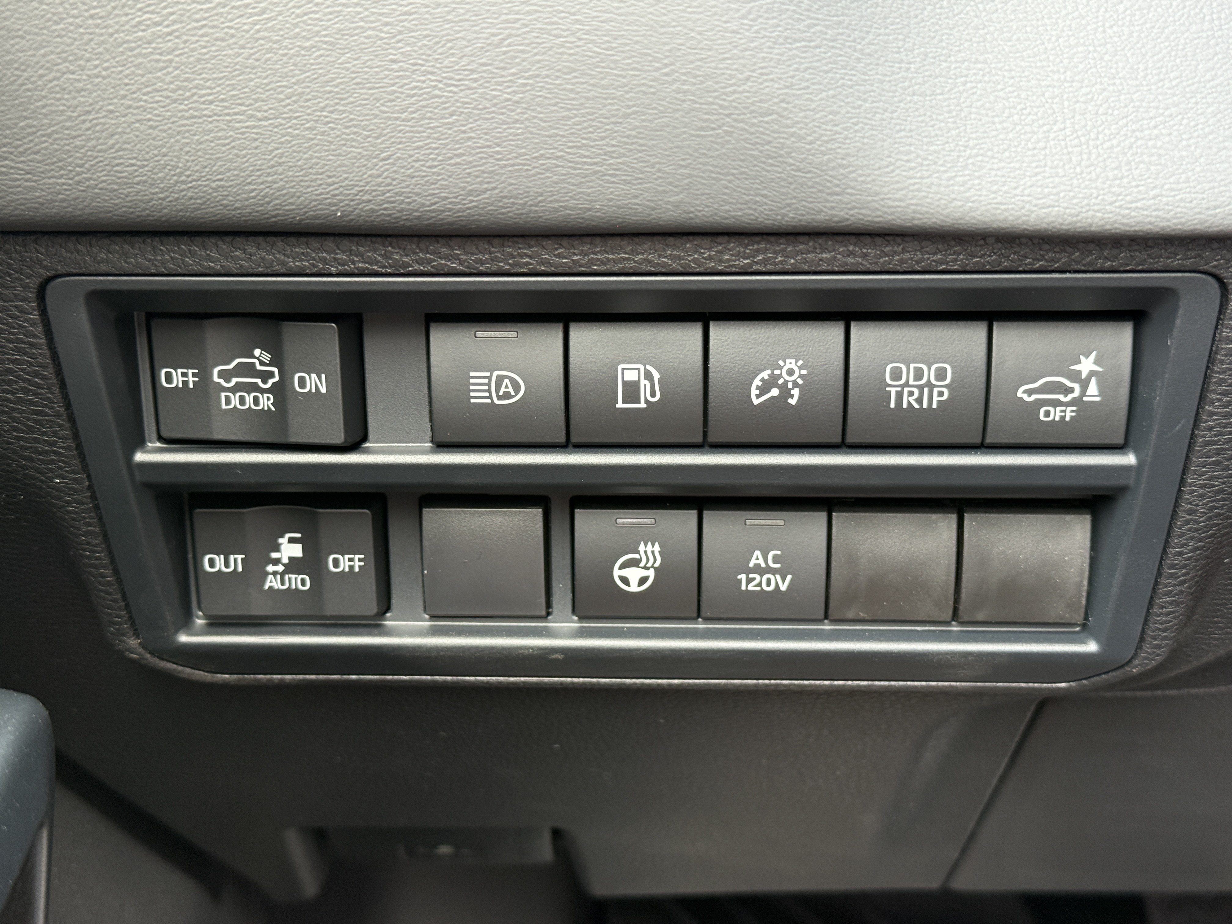 New 2026 Toyota Tundra Capstone AWD/4WD image 38