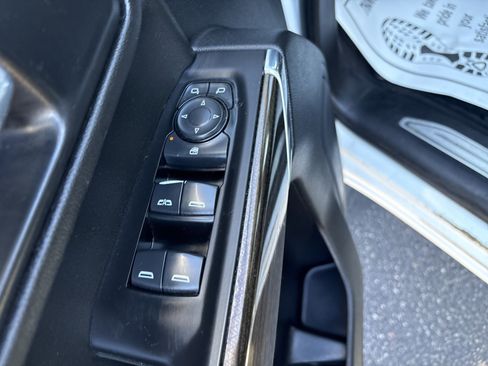 Used 2021 Chevrolet Silverado 2500 LT w/ Z71 Off-Road Package image 17