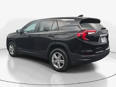 Used 2023 GMC Terrain SLE image 7