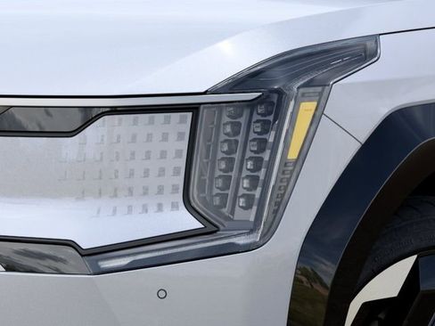 New 2026 Kia EV9 Land AWD/4WD image 10