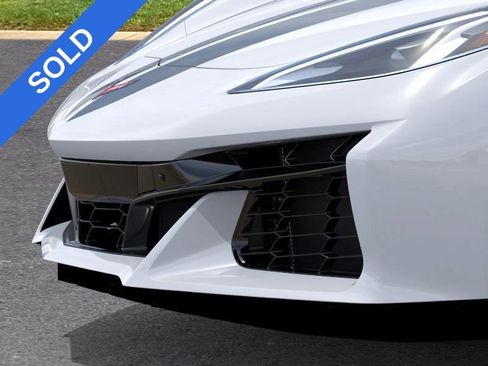 New 2026 Chevrolet Corvette E-Ray image 13