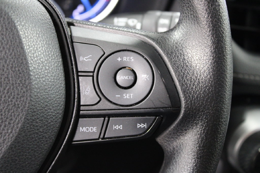 Used 2024 Toyota RAV4 AWD Hybrid image 36