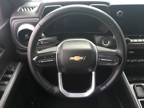 Used 2024 Chevrolet Colorado LT w/ LT Convenience Package image 18