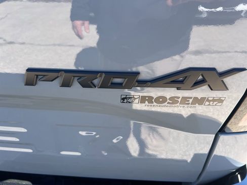 Certified 2024 Nissan Frontier PRO-4X w/ Technology Package image 29