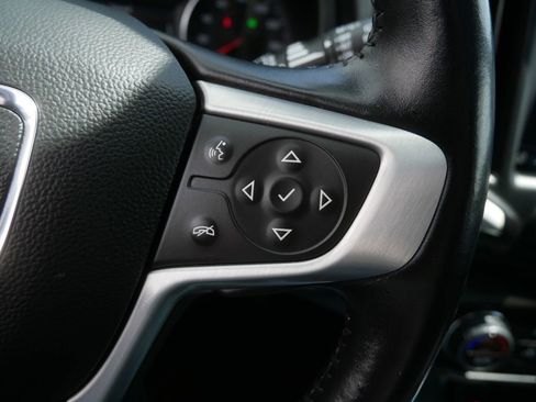 Used 2021 GMC Terrain SLT w/ Infotainment Package II AWD/4WD image 23
