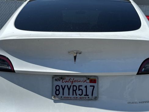Used 2022 Tesla Model Y Long Range AWD/4WD image 21