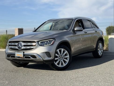 Used 2020 Mercedes-Benz GLC 300 image 1