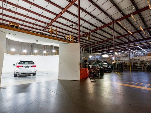 Used 2025 Cadillac XT4 Premium Luxury image 85