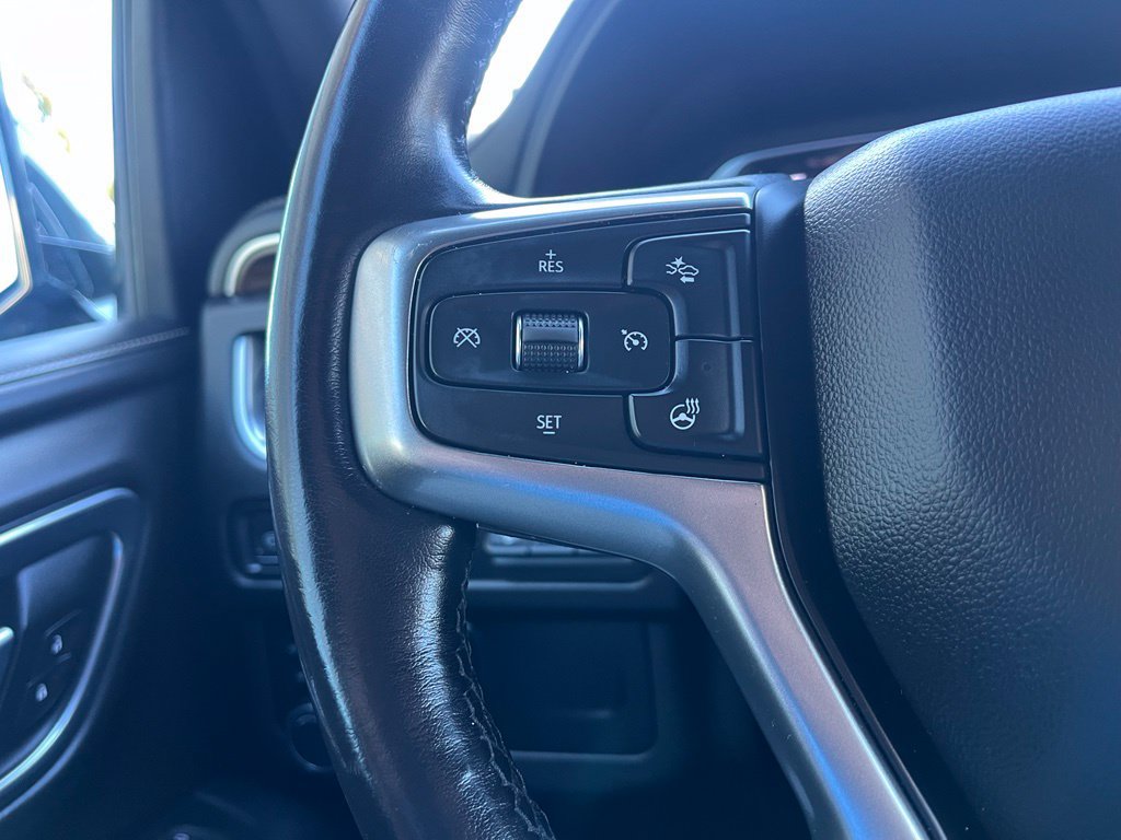 Used 2021 Chevrolet Suburban Premier AWD/4WD image 28
