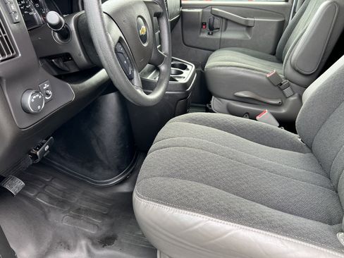 Used 2024 Chevrolet Express 2500 w/ Driver Convenience Package image 11