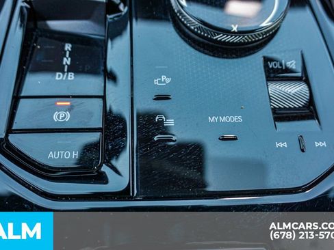 Used 2024 BMW i5 eDrive40i image 46