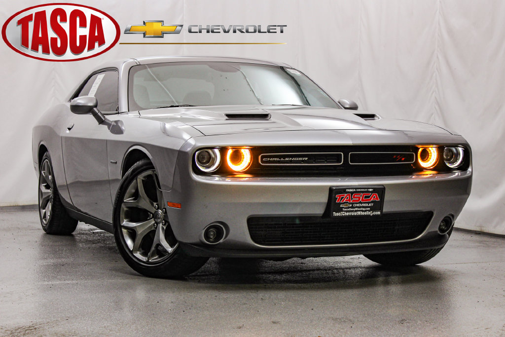 Used 2016 Dodge Challenger R/T RWD image 1